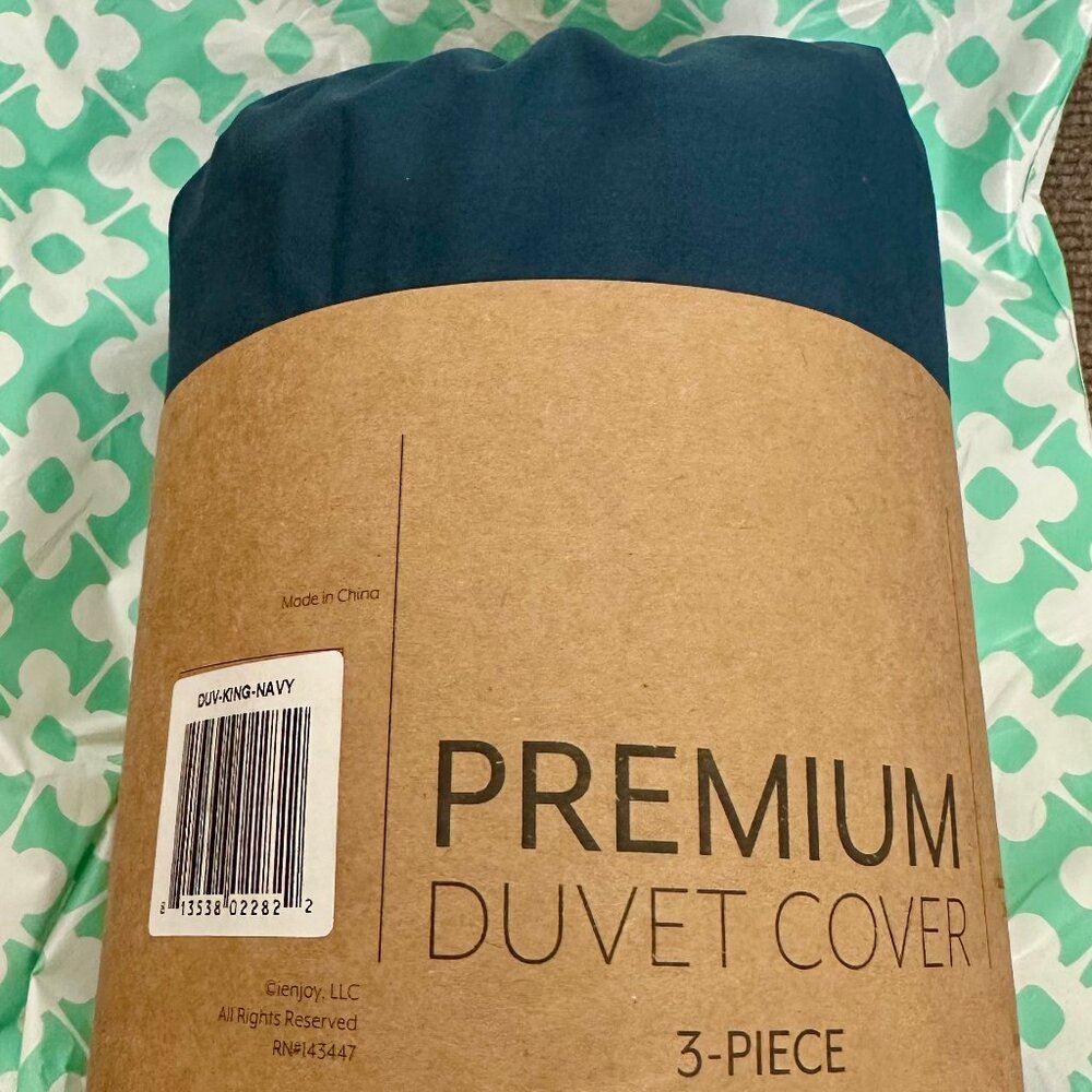 3-Piece Essential Duvet Cover Set, Navy Blue, Brand New